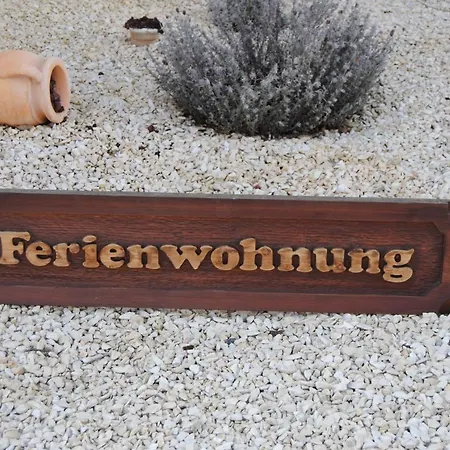 Near Rheinfall جيستيتين