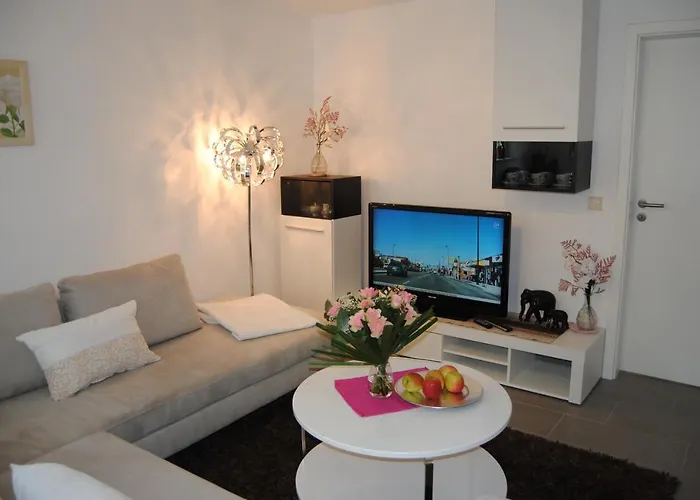 公寓 Near Rheinfall 耶斯特滕