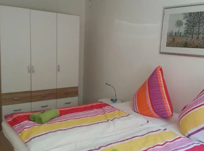 Near Rheinfall 公寓 *